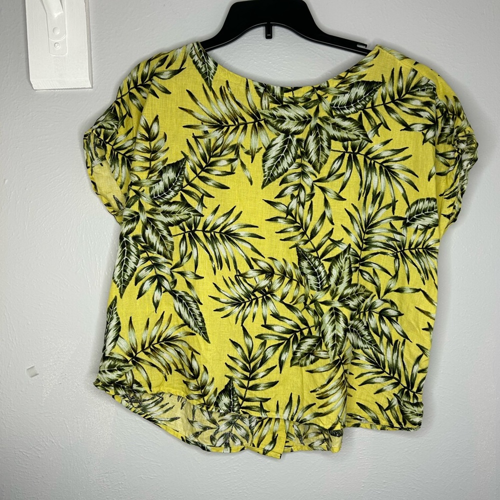 C&C california crop boxy pure linen button back blouse top size Medium tropical